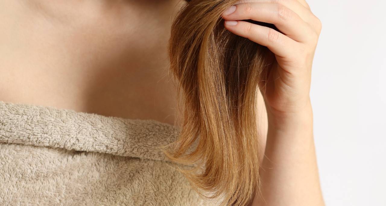 Réparer les cheveux cassants